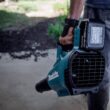 Makita XBU03SM1 116 MPH 459 CFM 18-Volt LXT Lithium-Ion Brushless Cordless Blower Kit with 191L13-5 Blower Nozzle and 197889-6 Flat End Nozzle