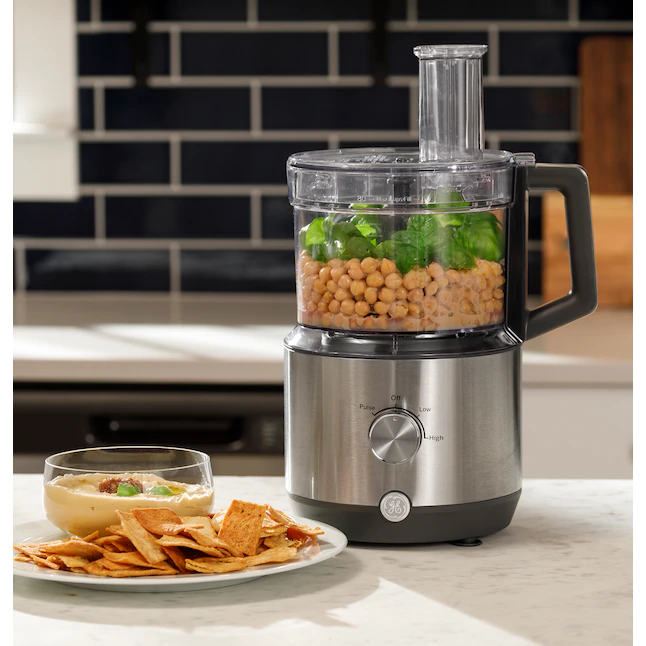 GE Food Processor | 12 Cup | Complete With 3 Feeding Tubes, Stainless Steel Mixing Blade & Shredding Disc | 3 Speed | Great for Shredded Cheese, Chicken & More | Kitchen Essentials | 550 Watts GE Food Processor | 12 Cup | Complete With 3 Feeding Tubes, Stainless Steel Mixing Blade & Shredding Disc | 3 Speed | Great for Shredded Cheese, Chicken & More | Kitchen Essentials | 550 Watts - Image 6