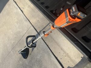 RIDGID R01201B 18V Brushless 14 in. Cordless Battery String Trimmer (Tool Only) RIDGID R01201B 18V Brushless 14 in. Cordless Battery String Trimmer (Tool Only)