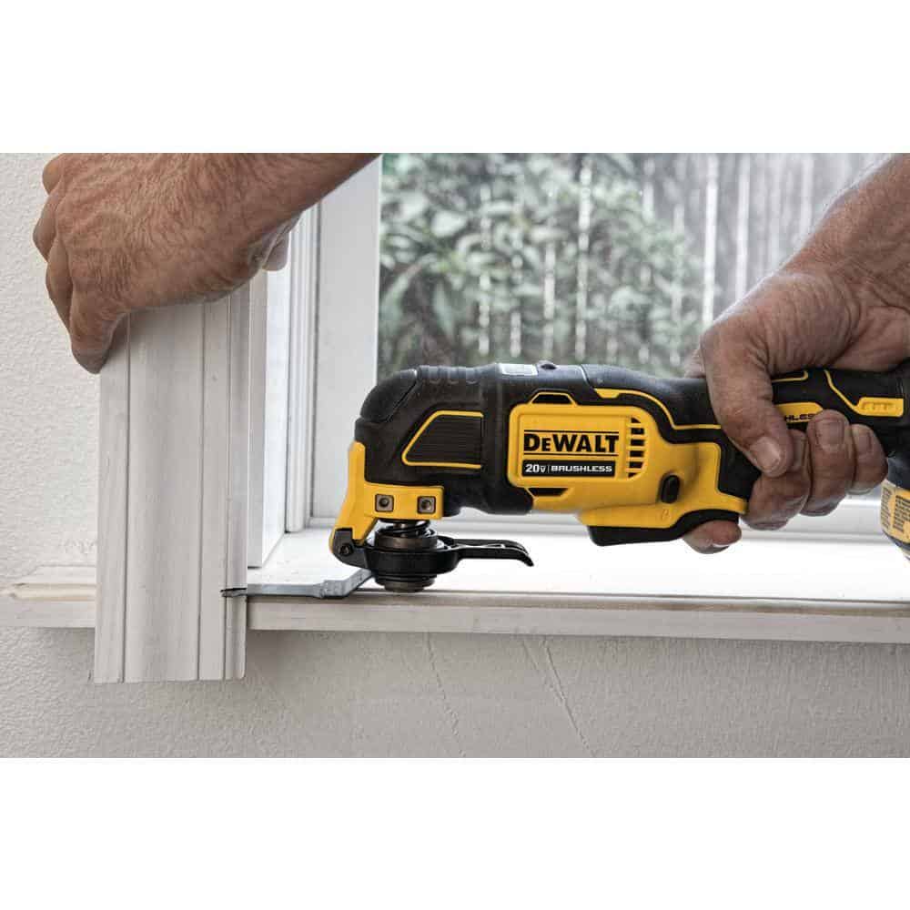 DEWALT DCD800P1WDCS354 20V MAX XR Lithium-Ion Cordless Compact 1/2 in. Drill/Driver Kit with ATOMIC Cordless Brushless Oscillating Multi-Tool DEWALT DCD800P1WDCS354 20V MAX XR Lithium-Ion Cordless Compact 1/2 in. Drill/Driver Kit with ATOMIC Cordless Brushless Oscillating Multi-Tool - Image 2