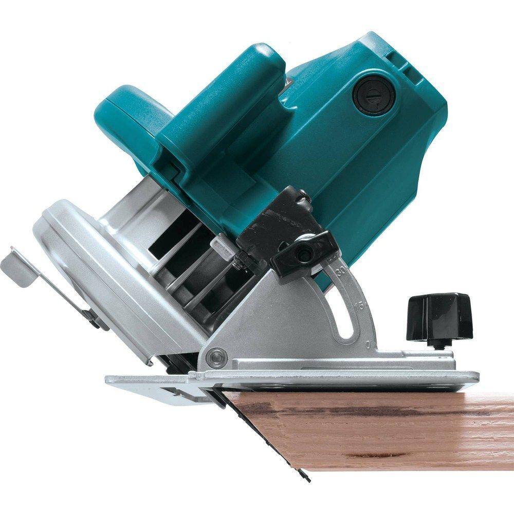 Makita 5007F 7-1/4 in. 15 Amp Corded Circular Saw with Dust Port 2 LED Lights 24T Carbide Blade Makita 5007F 7-1/4 in. 15 Amp Corded Circular Saw with Dust Port 2 LED Lights 24T Carbide Blade - Image 2