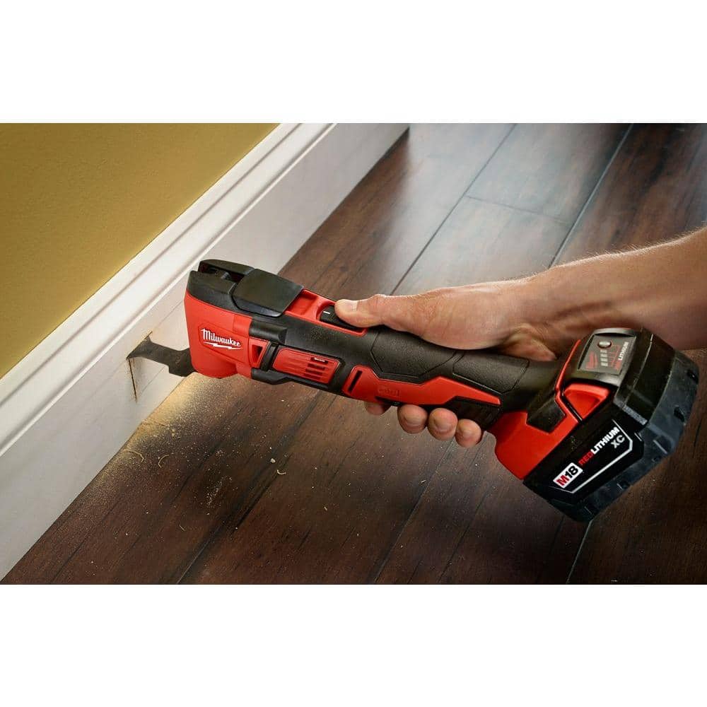 Milwaukee M18 18V Lithium-Ion Cordless Multi-Tool with 2.0 Ah Compact Battery Milwaukee M18 18V Lithium-Ion Cordless Multi-Tool with 2.0 Ah Compact Battery - Image 5