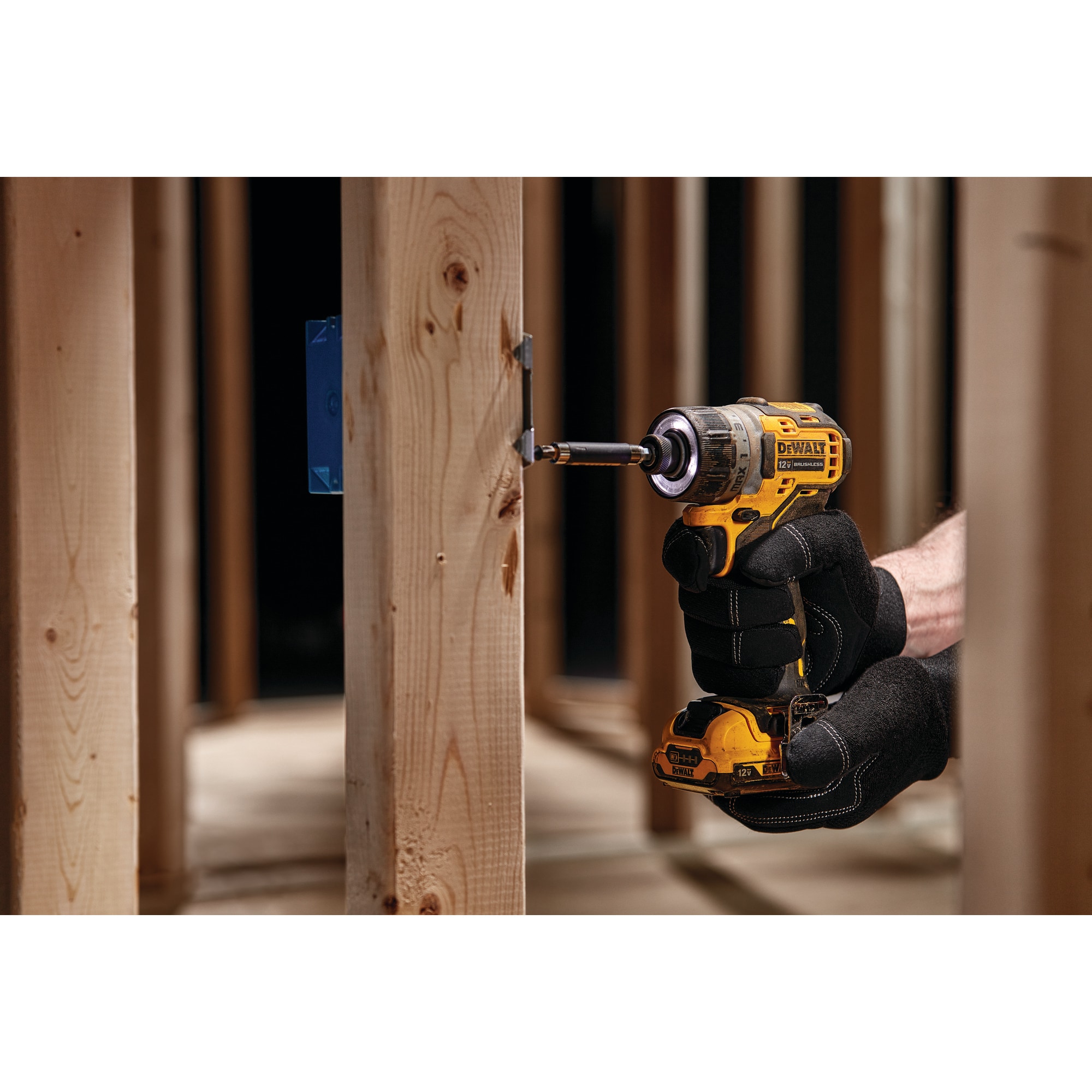 DEWALT XTREME 12-Volt Max Brushless 1/4-in Cordless Screwdriver (2-Batteries Included and Charger Included) DEWALT XTREME 12-Volt Max Brushless 1/4-in Cordless Screwdriver (2-Batteries Included and Charger Included) - Image 12
