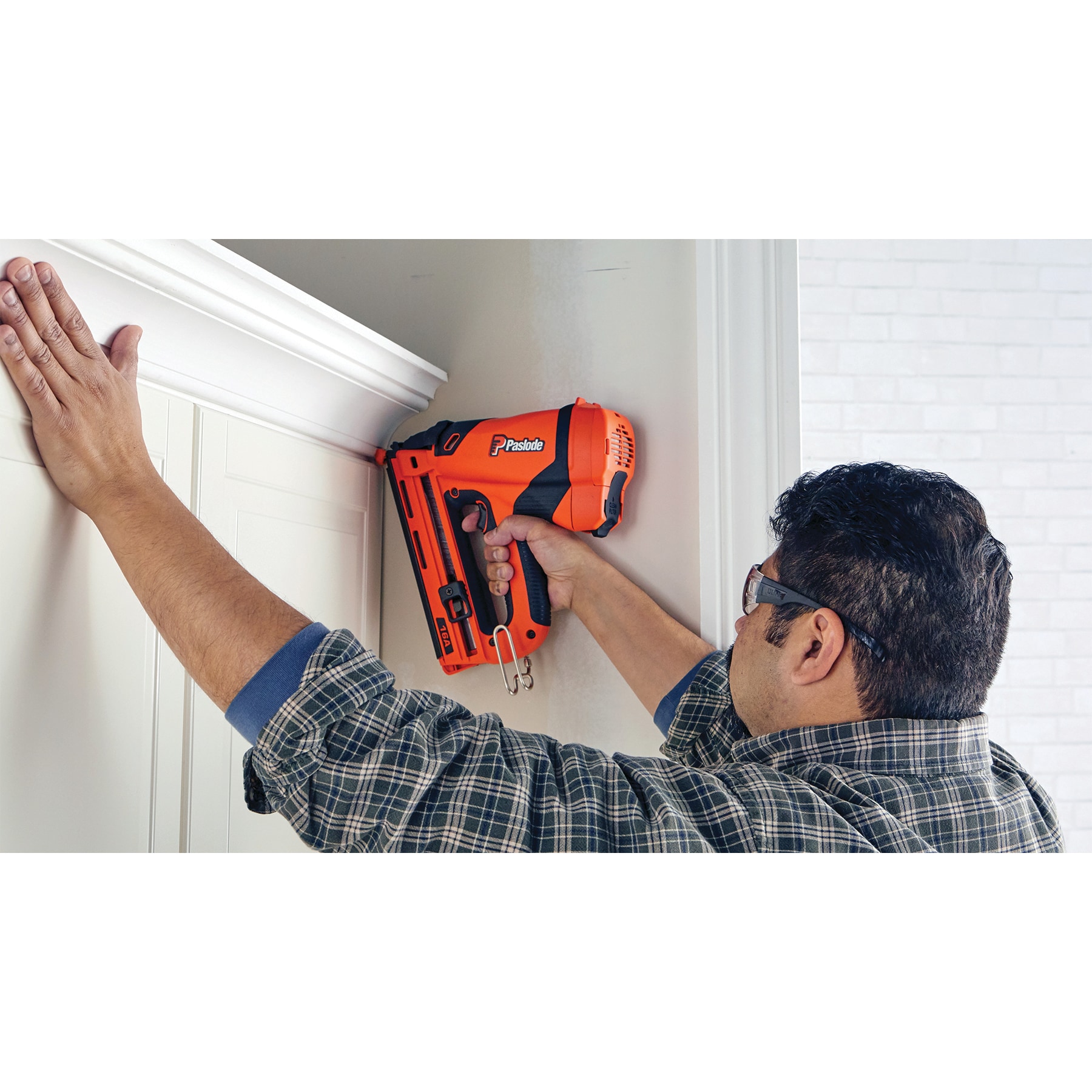 Paslode Angled 2.5-in 16-Gauge Cordless Finish Nailer (Battery & Charger Included) Paslode Angled 2.5-in 16-Gauge Cordless Finish Nailer (Battery & Charger Included) - Image 6