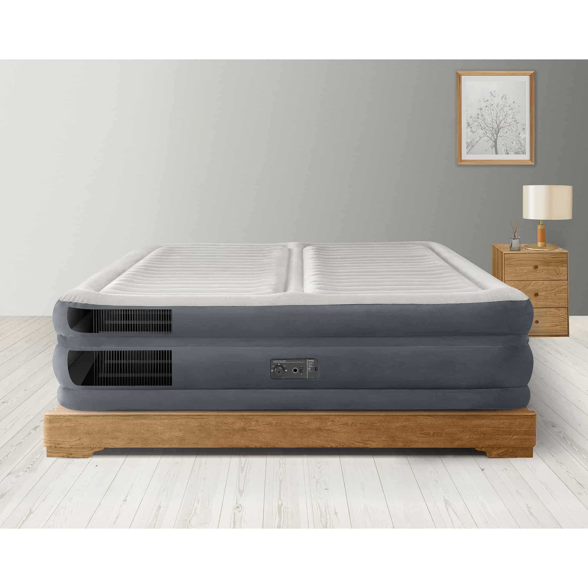 Intex 64953E Deluxe Dual Zone 22" King Air Mattress with Built In Air Pump Intex 64953E Deluxe Dual Zone 22" King Air Mattress with Built In Air Pump - Image 9