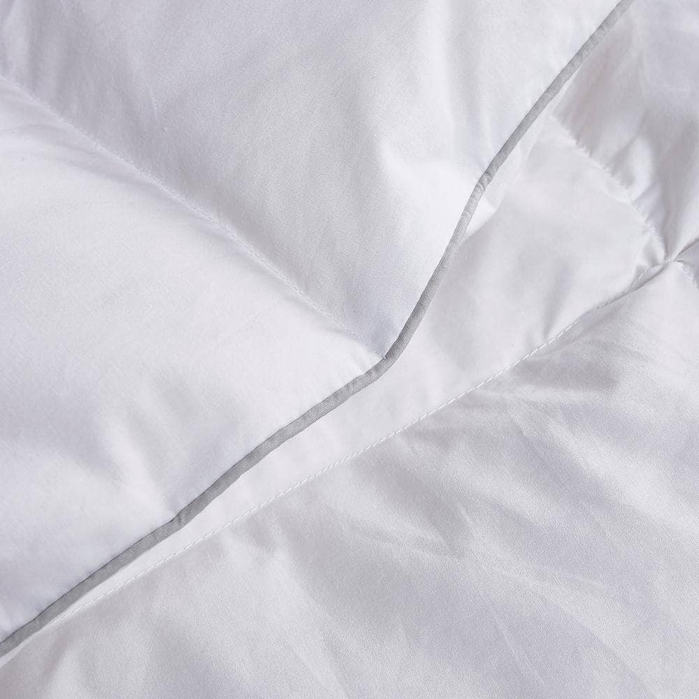 Martha Stewart Living Tencel Cotton Blend Hungarian Goose Down All Seasons Full/Queen Comforter Martha Stewart Living Tencel Cotton Blend Hungarian Goose Down All Seasons Full/Queen Comforter - Image 3