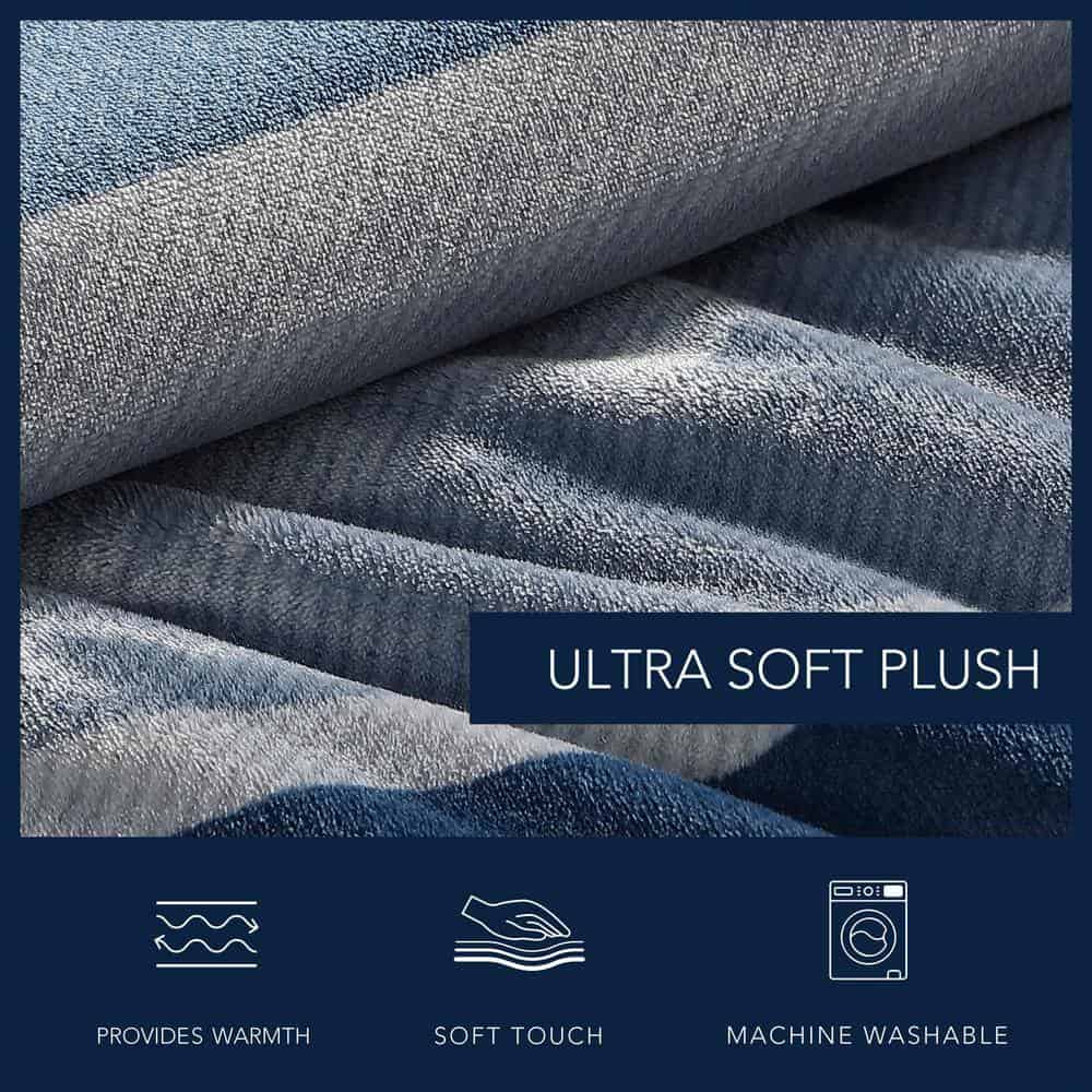 Nautica Linden 3-Piece Navy Blue Microfiber King Comforter Set Nautica Linden 3-Piece Navy Blue Microfiber King Comforter Set - Image 4