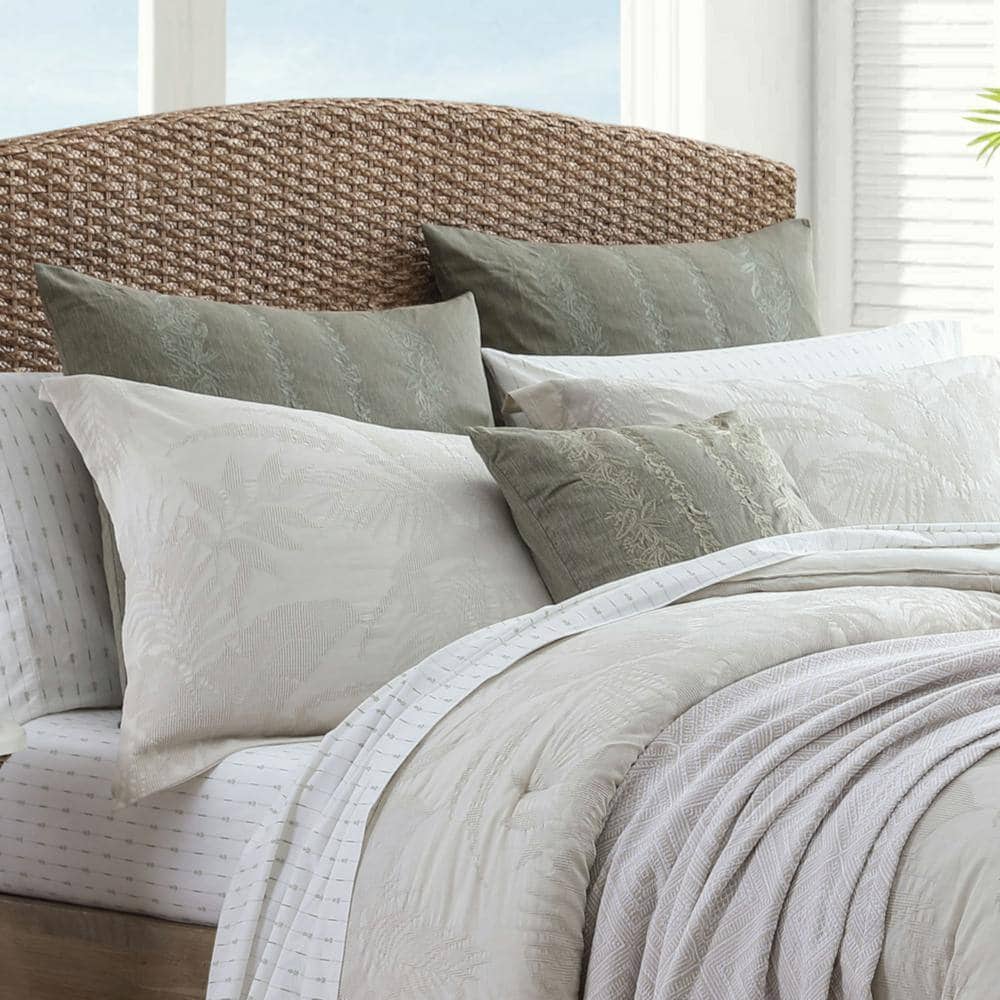 Tommy Bahama Abalone 3-Piece Gray Floral Cotton King Comforter Set Tommy Bahama Abalone 3-Piece Gray Floral Cotton King Comforter Set - Image 3