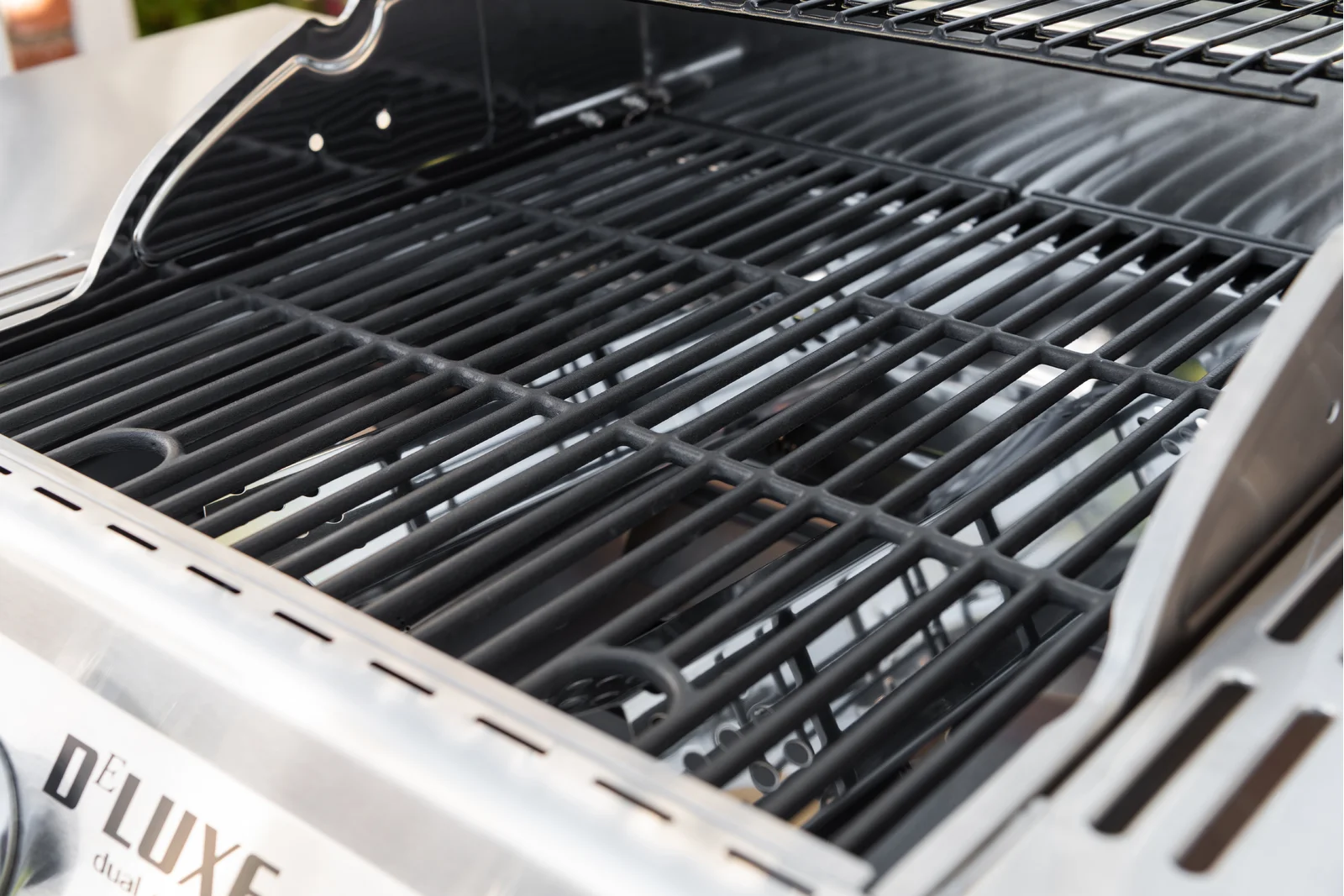Nexgrill Deluxe 2-Burner Grill: Foldable Side Shelves & 28000 BTUs for Compact Grilling Nexgrill Deluxe 2-Burner Grill: Foldable Side Shelves & 28000 BTUs for Compact Grilling - Image 15
