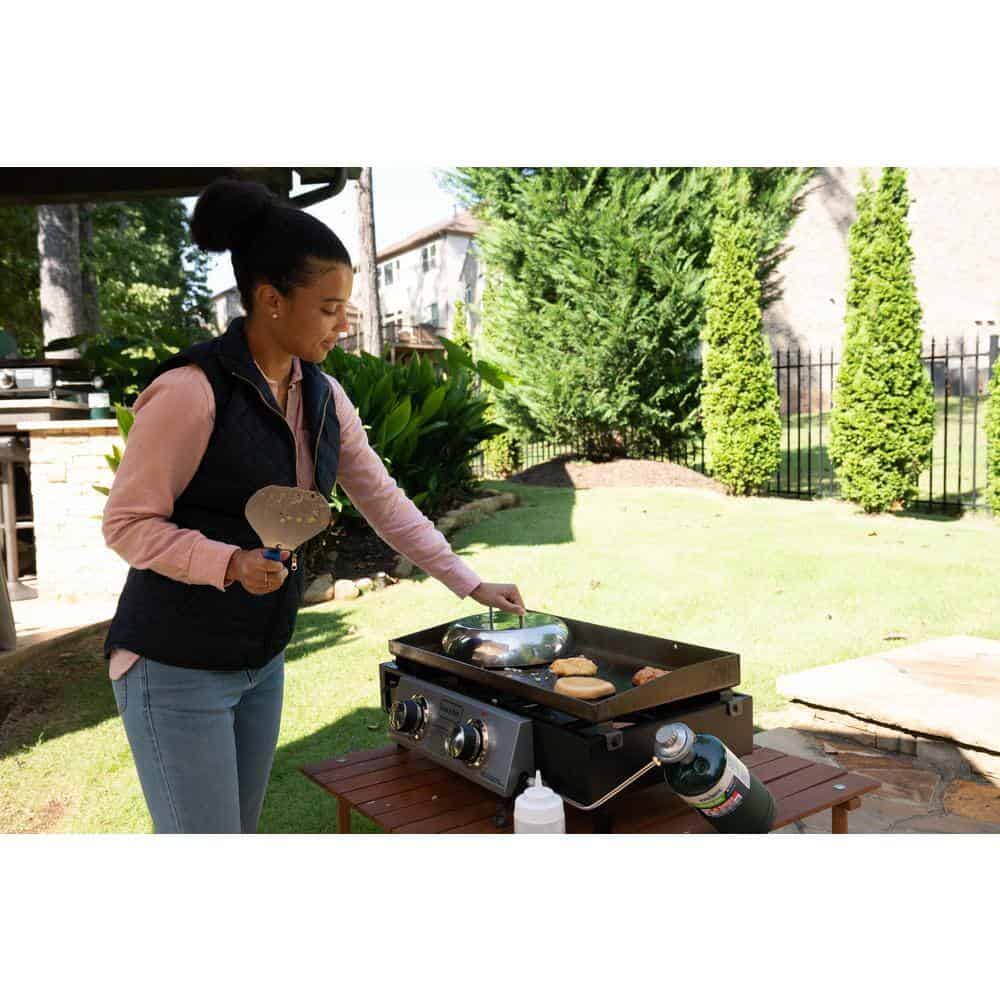 Razor GGC2030M 25 in. 2-Burner Portable Propane Gas Griddle with Lid and Folding Cart in Black Razor GGC2030M 25 in. 2-Burner Portable Propane Gas Griddle with Lid and Folding Cart in Black - Image 7