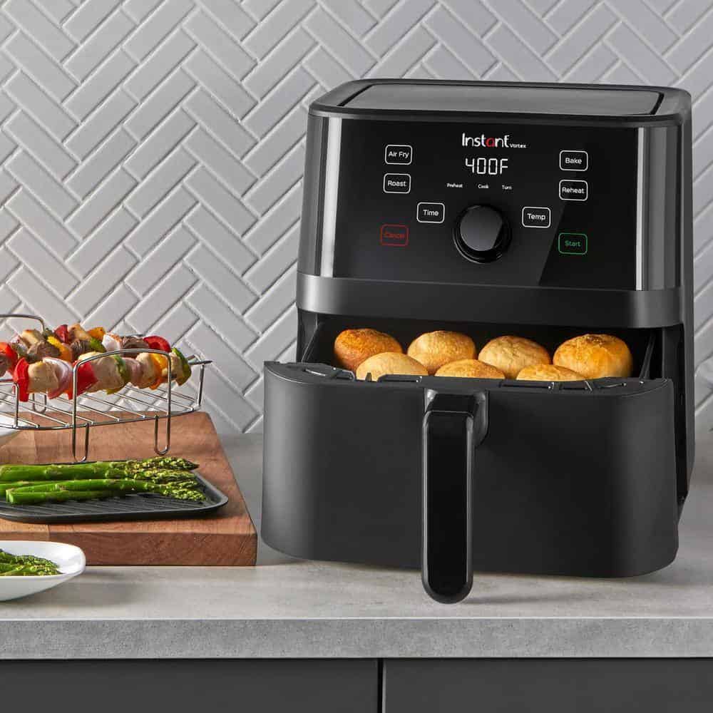 Instant Pot 5.7 qt. Black Vortex Air Fryer Instant Pot 5.7 qt. Black Vortex Air Fryer - Image 8