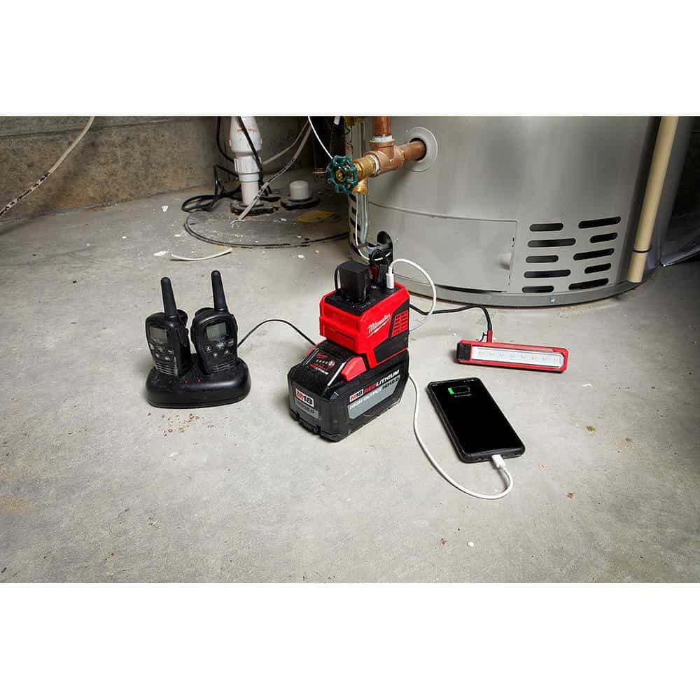 Milwaukee 2950-20-2846-20 M18 Lithium-Ion Cordless PACKOUT Radio/Speaker with Built-In Charger with M18 175-Watt Powered Compact Inverter Milwaukee 2950-20-2846-20 M18 Lithium-Ion Cordless PACKOUT Radio/Speaker with Built-In Charger with M18 175-Watt Powered Compact Inverter - Image 12