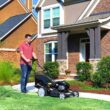 Yard Force Self Propelled Lawn Mower Briggs & Stratton 150cc Gas Engine 22-inch Steel Deck 3-in-1 Mulch