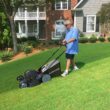 Yard Force Self Propelled Lawn Mower Briggs & Stratton 150cc Gas Engine 22-inch Steel Deck 3-in-1 Mulch
