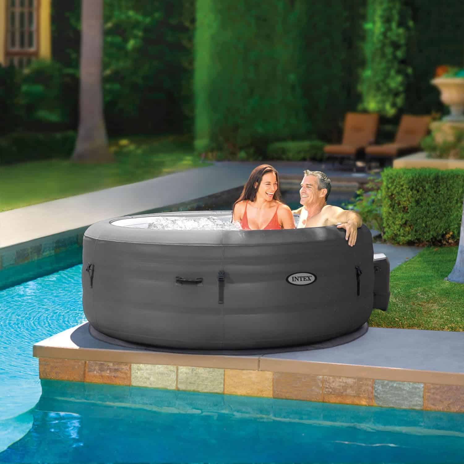 INTEX 28483E SimpleSpa Bubble Massage Spa- 4 Person Capacity – Built-in QuickFill Inflation - 77" x 26" INTEX 28483E SimpleSpa Bubble Massage Spa- 4 Person Capacity – Built-in QuickFill Inflation - 77" x 26" - Image 4