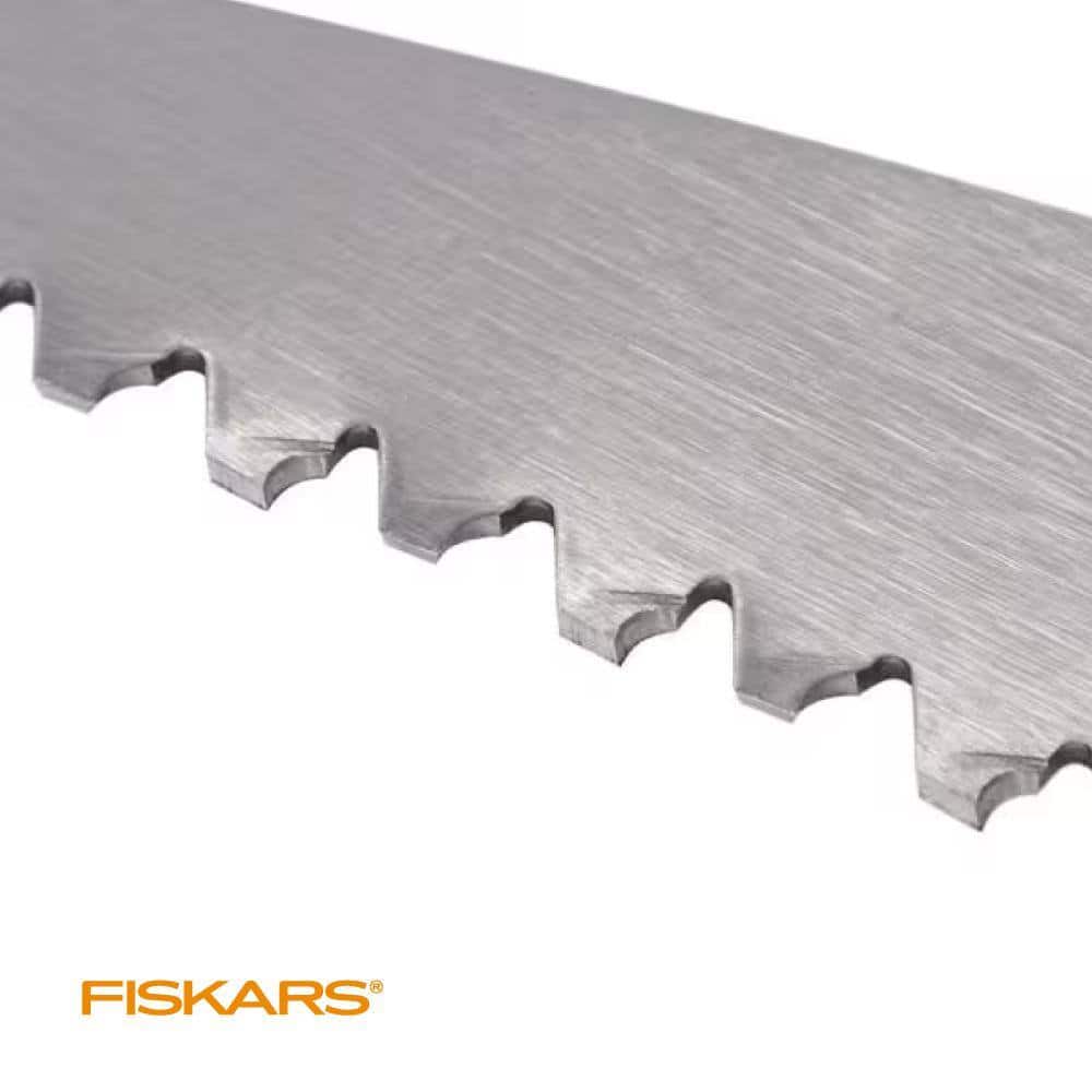 Fiskars 394732-1003 1.25 in. Cut Capacity Steel Titanium Coated Cutting Blade 15 in. Fiberglass/Alum Pole Chain Drive 16 ft. Tree Pruner Fiskars 394732-1003 1.25 in. Cut Capacity Steel Titanium Coated Cutting Blade 15 in. Fiberglass/Alum Pole Chain Drive 16 ft. Tree Pruner - Image 3