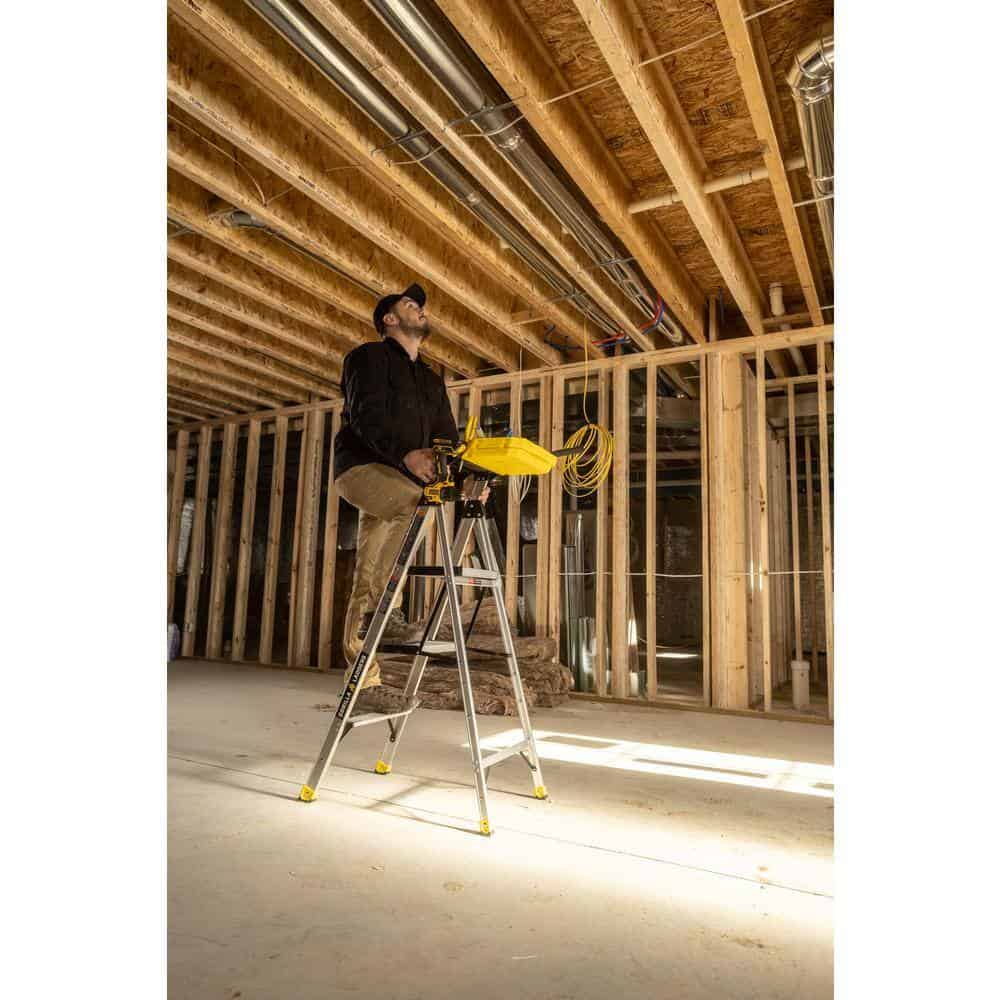 Gorilla Ladders GLA-4XB 4 .5 ft. Aluminum Dual Platform Step Ladder with Project Bucket (9 ft. Reach), 250 lbs. Capacity Type I Duty Rating Gorilla Ladders GLA-4XB 4 .5 ft. Aluminum Dual Platform Step Ladder with Project Bucket (9 ft. Reach), 250 lbs. Capacity Type I Duty Rating - Image 2