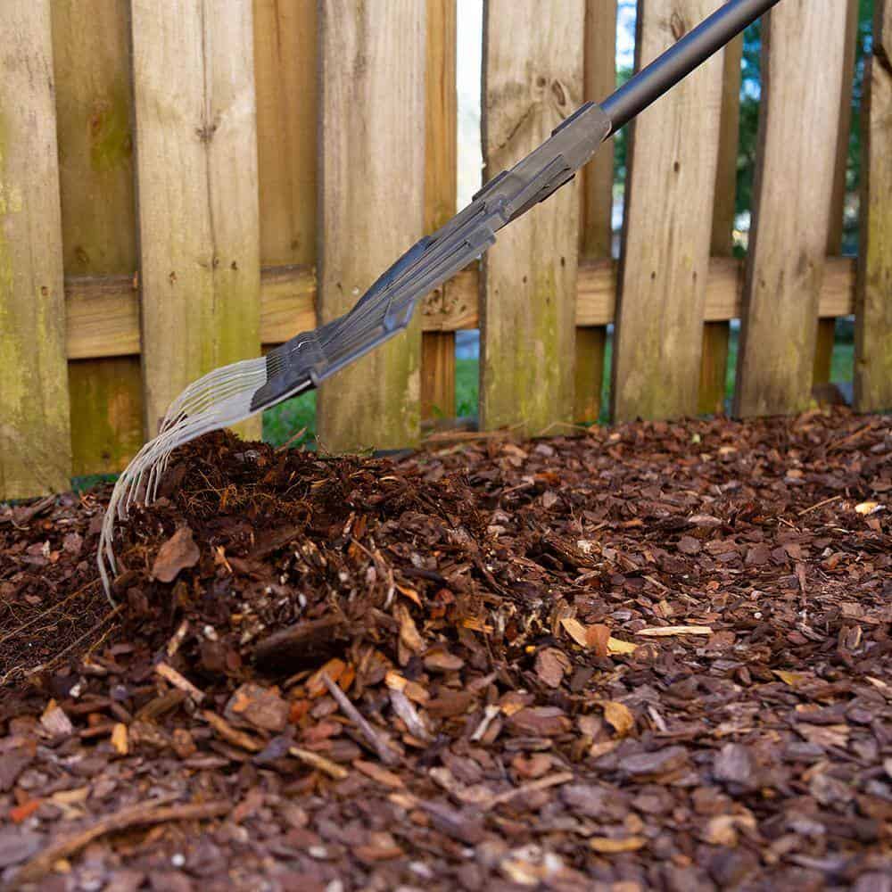 Razor-Back 2000RB 20-Tine Multi-Purpose Lawn Rake Razor-Back 2000RB 20-Tine Multi-Purpose Lawn Rake - Image 3