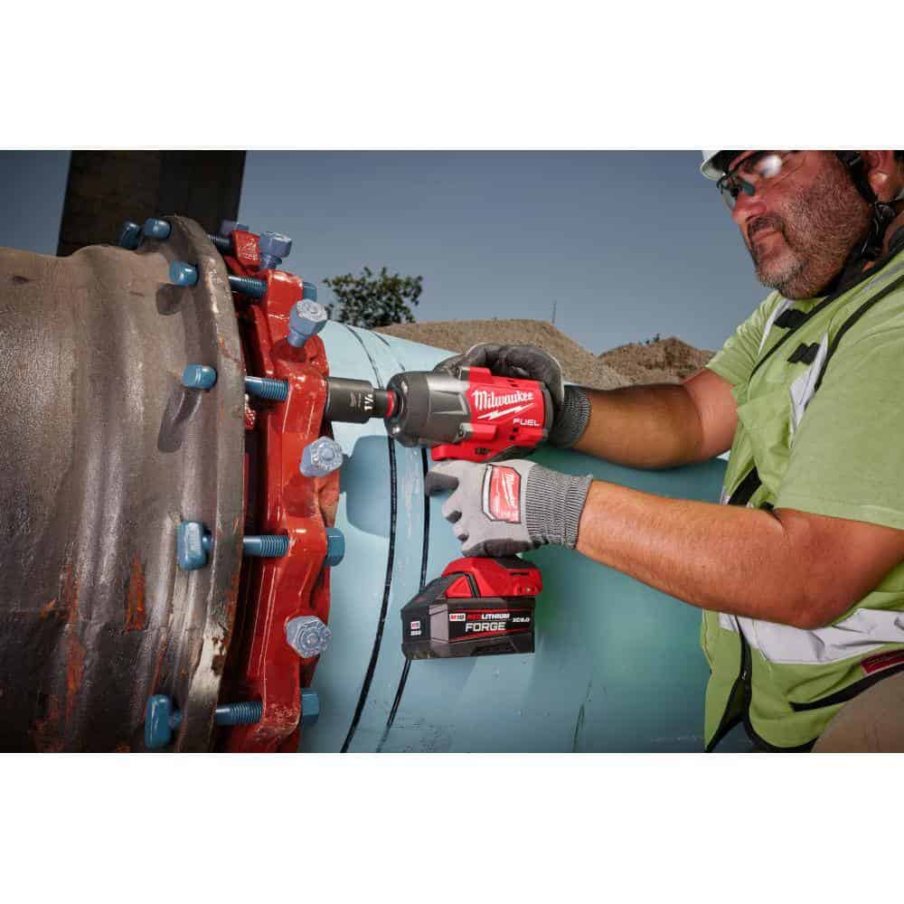 Milwaukee 2967-20 M18 FUEL 18V Lithium-Ion Brushless Cordless 1/2 in. Impact Wrench with Friction Ring (Tool-Only) Milwaukee 2967-20 M18 FUEL 18V Lithium-Ion Brushless Cordless 1/2 in. Impact Wrench with Friction Ring (Tool-Only) - Image 3