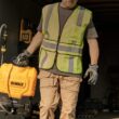 Dewalt DXSP190681 20V MAX 4 gal. Lithium-ion Cordless Backpack Sprayer Kit (2 Ah)