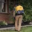 Dewalt DXSP190681 20V MAX 4 gal. Lithium-ion Cordless Backpack Sprayer Kit (2 Ah)