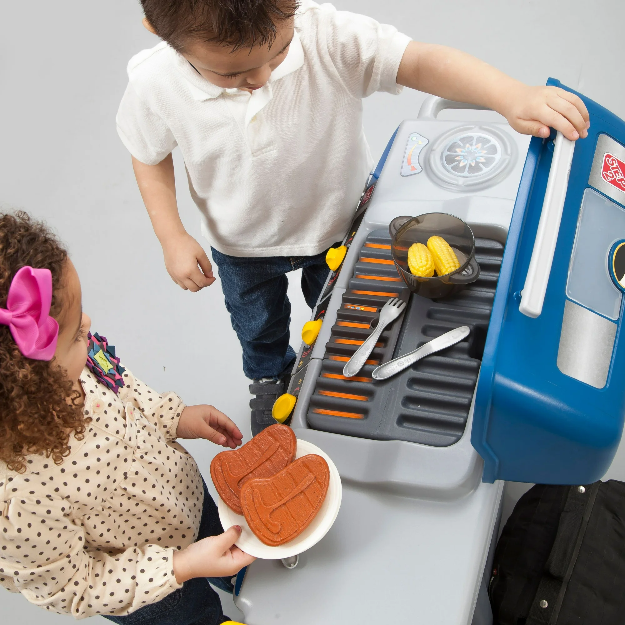 Step2 Sizzle & Smoke Barbecue Blue Toddler Grill Playset with 15 Piece Plastic Barbeque Play Set Step2 Sizzle & Smoke Barbecue Blue Toddler Grill Playset with 15 Piece Plastic Barbeque Play Set - Image 9