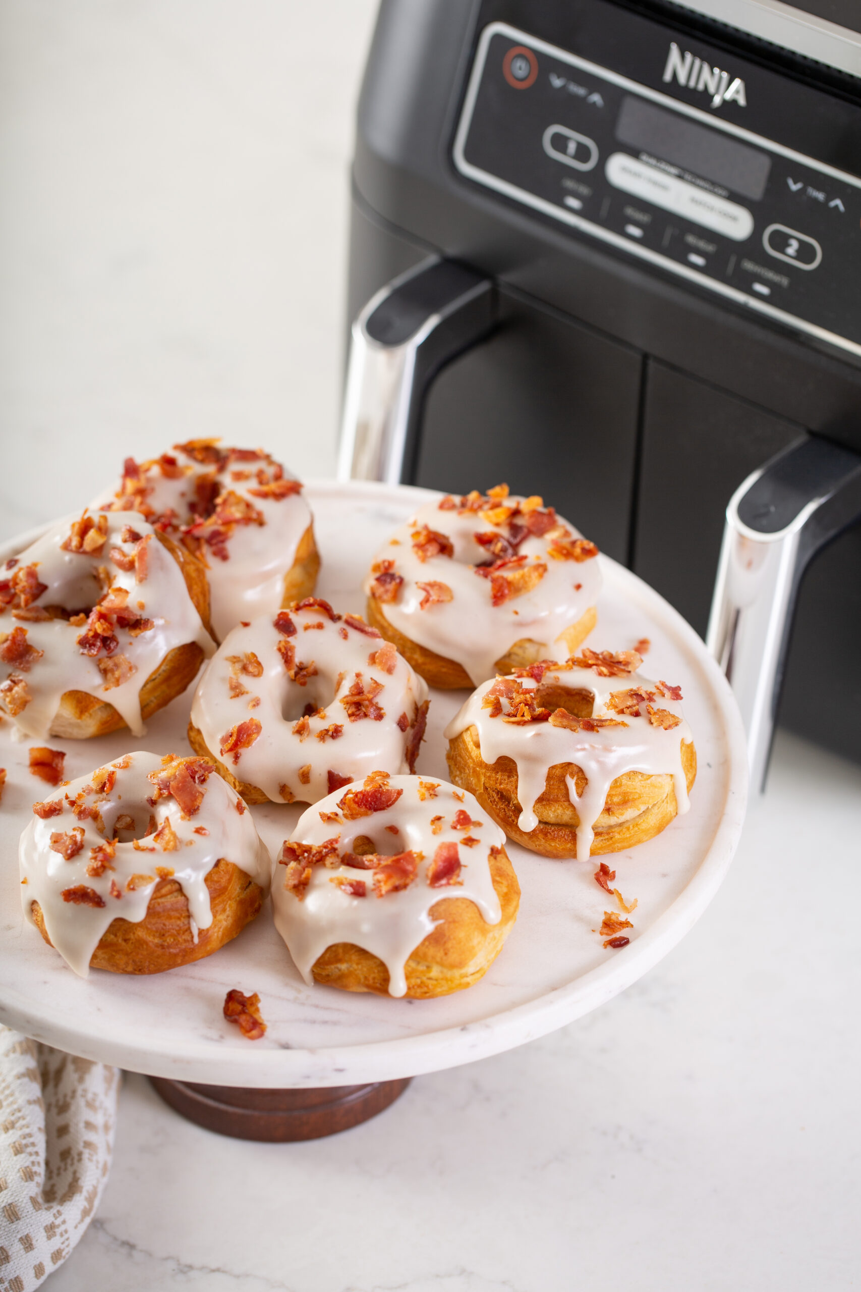 Ninja Foodi DZ100 4-in-1, 8-qt., 2-Basket Air Fryer with DualZone Technology Ninja Foodi DZ100 4-in-1, 8-qt., 2-Basket Air Fryer with DualZone Technology - Image 4