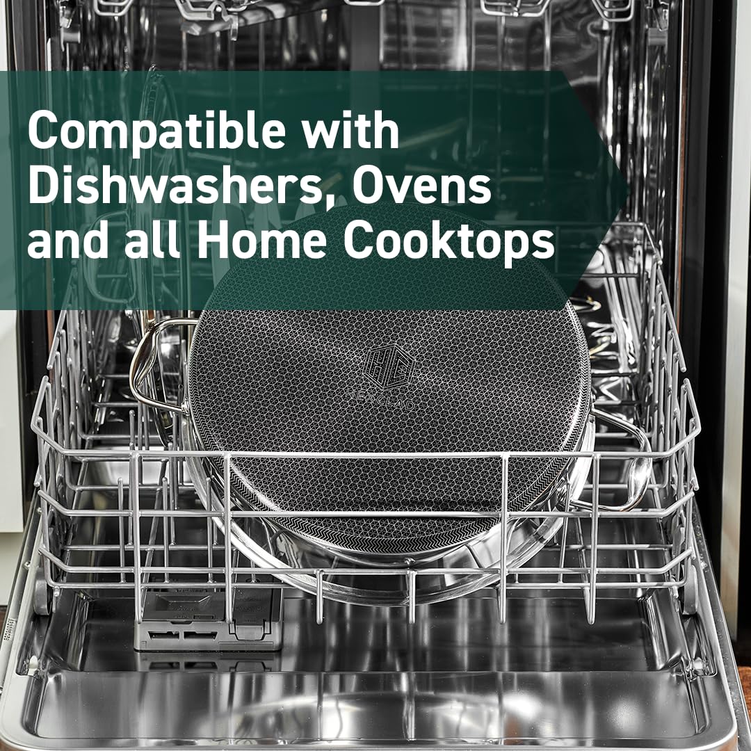 HexClad Hybrid Nonstick Sauté Pan and Lid, Chicken Fryer, 7-Quart, Dishwasher and Oven-Safe, Compatible with All Cooktops HexClad Hybrid Nonstick Sauté Pan and Lid, Chicken Fryer, 7-Quart, Dishwasher and Oven-Safe, Compatible with All Cooktops - Image 4