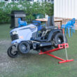LZBEITEM Lawn Mower Lift Jack - 882 lbs Capacity for Tractors and Zero Turn Lawn Mowers Red