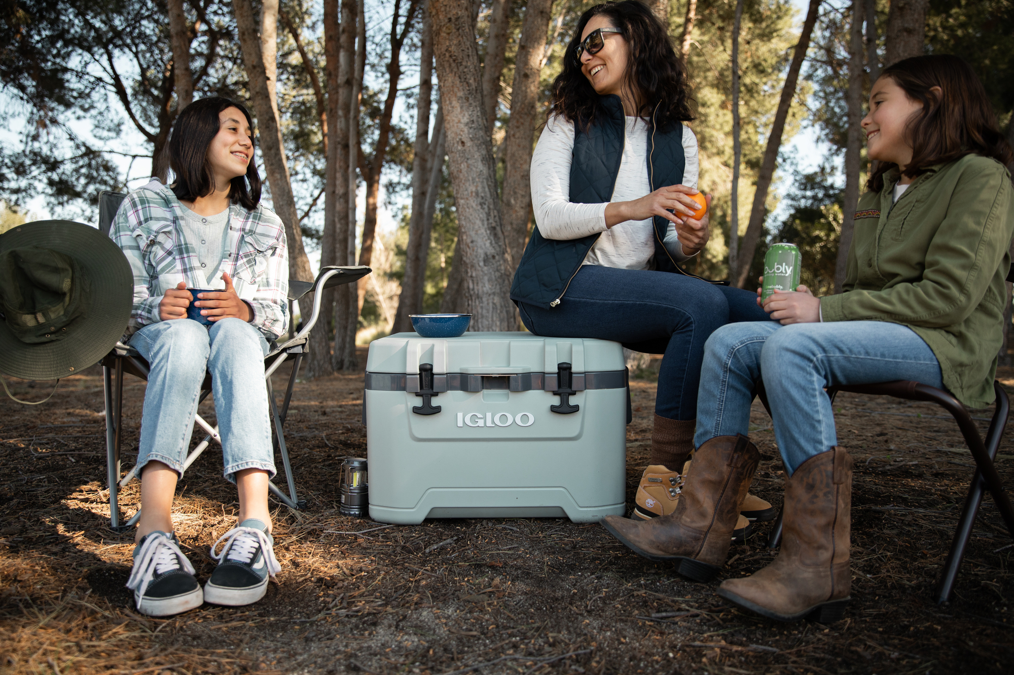 Igloo 50 QT Overland Ice Chest Cooler, Green Igloo 50 QT Overland Ice Chest Cooler, Green - Image 6