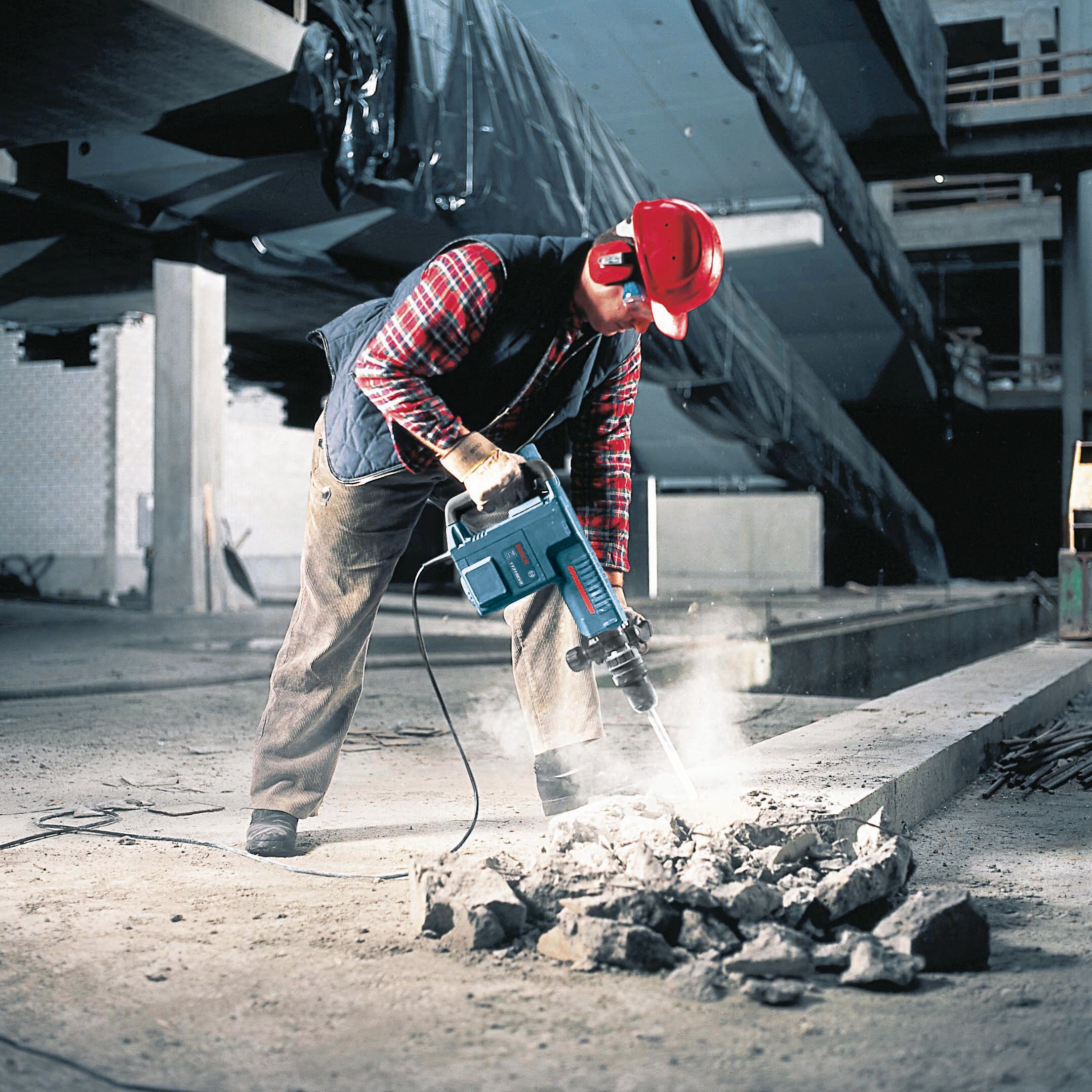 Bosch 14-Amp Sds-Max 120-Volt Corded Demolition Hammer Bosch 14-Amp Sds-Max 120-Volt Corded Demolition Hammer - Image 11