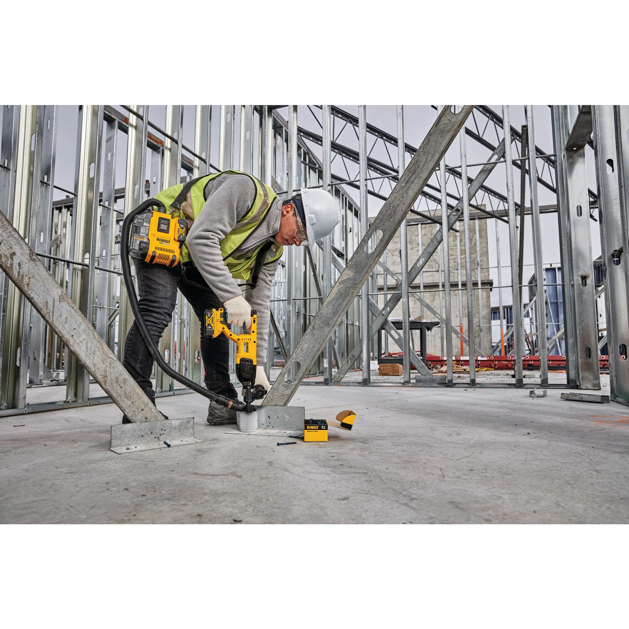 DEWALT 20-volt Max 1-in Sds-plus Cordless Rotary Hammer Drill DEWALT 20-volt Max 1-in Sds-plus Cordless Rotary Hammer Drill - Image 5