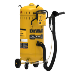 DEWALT 5.5-CFM Abrasive Blast Vac