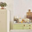SMEG 50's Retro Style Electric Water Kettle with Automatic Shutoff, Removable Base, and Water Indicator, KLF03CRUS, Cream