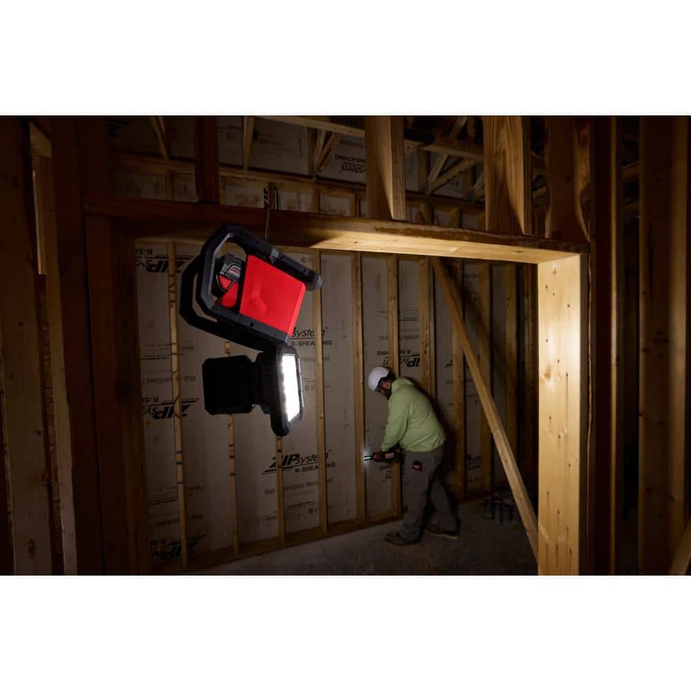 Milwaukee M18 18-Volt Lithium-Ion Cordless 4500 Lumens ROVER Dual Power Triple-Panel Flood & Area Light (Tool-Only) 2368-20 Milwaukee M18 18-Volt Lithium-Ion Cordless 4500 Lumens ROVER Dual Power Triple-Panel Flood & Area Light (Tool-Only) 2368-20
