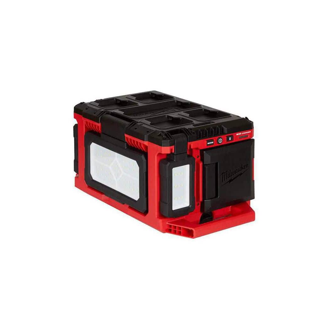 Milwaukee M18 18-Volt Lithium-Ion Cordless PACKOUT 3000 Lumens LED Light with Built-In Charger 2357-20 Milwaukee M18 18-Volt Lithium-Ion Cordless PACKOUT 3000 Lumens LED Light with Built-In Charger 2357-20