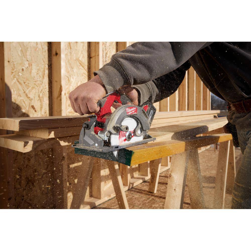 Milwaukee M18 FUEL 18V Lithium-Ion Brushless Cordless 6-1/2 in. Circular Saw (Tool-Only) 2833-20 Milwaukee M18 FUEL 18V Lithium-Ion Brushless Cordless 6-1/2 in. Circular Saw (Tool-Only) 2833-20