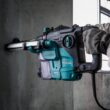 Makita 1-3/16 in. Rotary Hammer HR3011FCK
