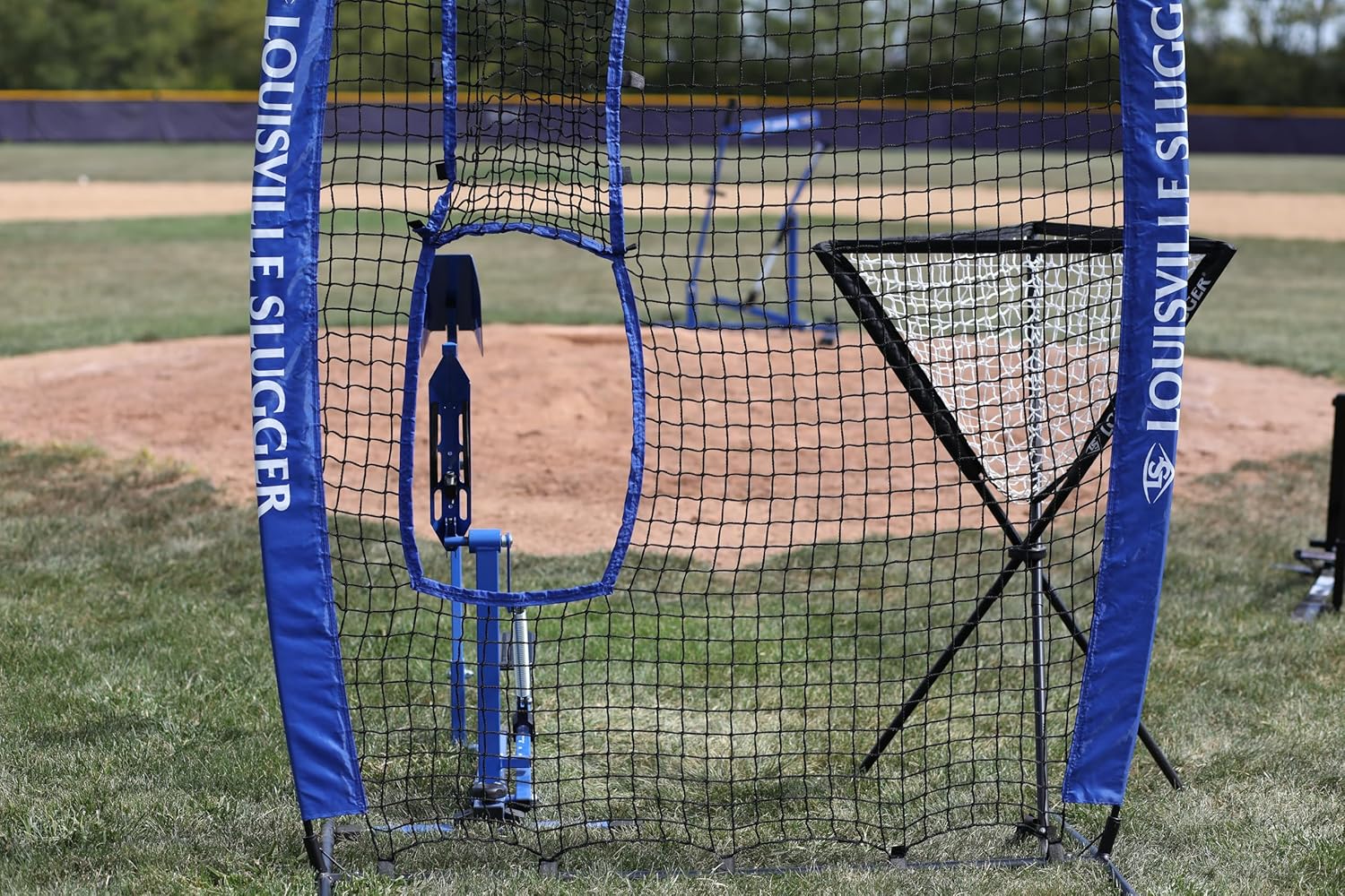 Louisville Slugger Blue Flame Pitching Machine Louisville Slugger Blue Flame Pitching Machine