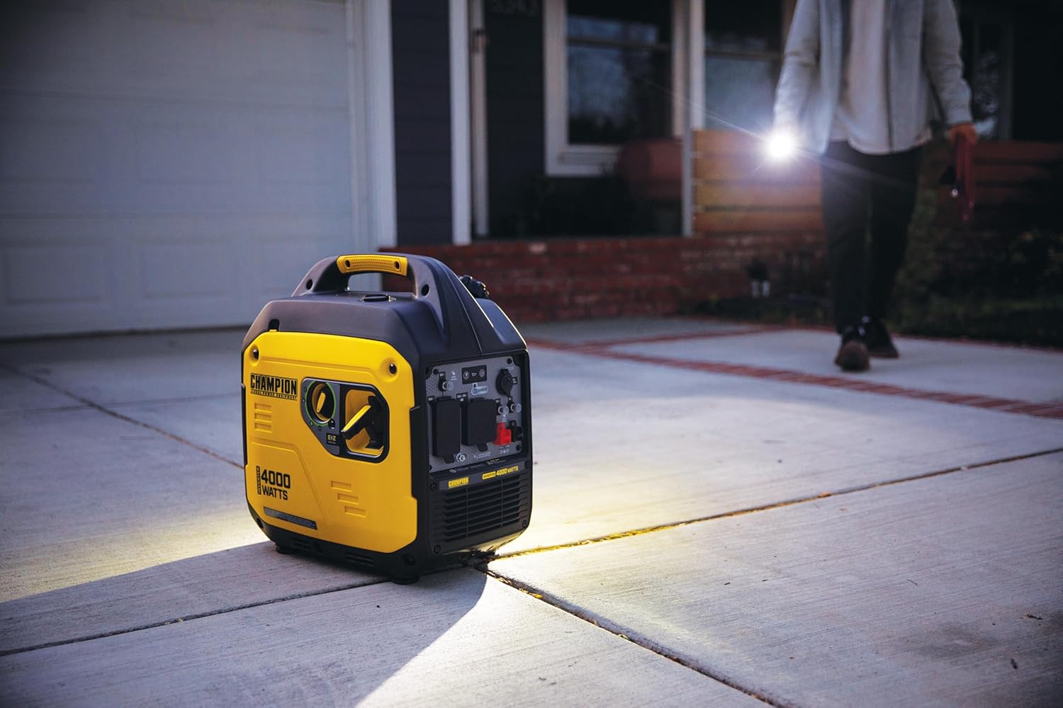 Champion Power Equipment 4000-Watt RV Ready Portable Inverter Generator with Quiet Technology and CO Shield Champion Power Equipment 4000-Watt RV Ready Portable Inverter Generator with Quiet Technology and CO Shield - Image 4