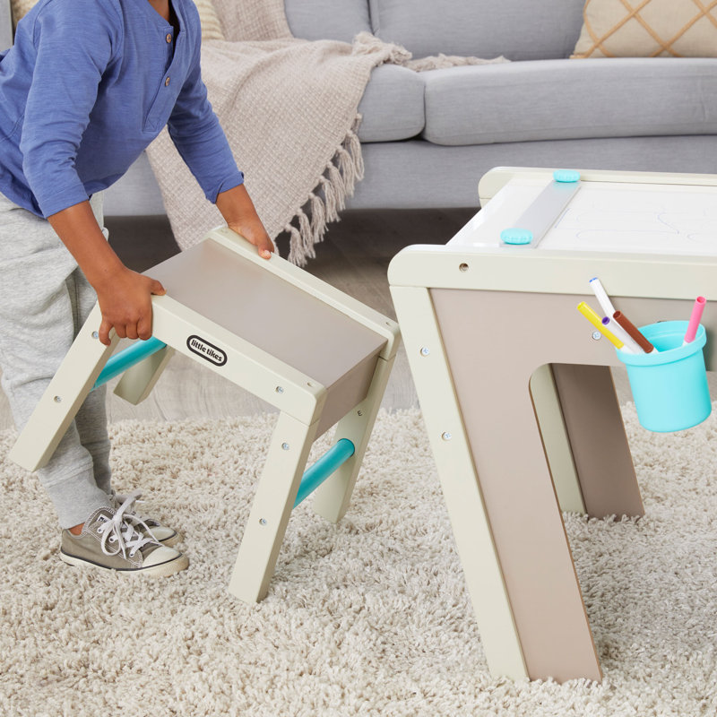 Little Tikes 2-in-1 Easel and Table 2-in-1 Easel and Table