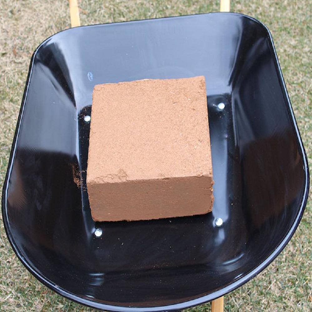 Envelor 10 lbs. Organic Coco Block Coir Brick Potting Soil (4-Pack) EN-CGM-11-4 Envelor 10 lbs. Organic Coco Block Coir Brick Potting Soil (4-Pack) EN-CGM-11-4