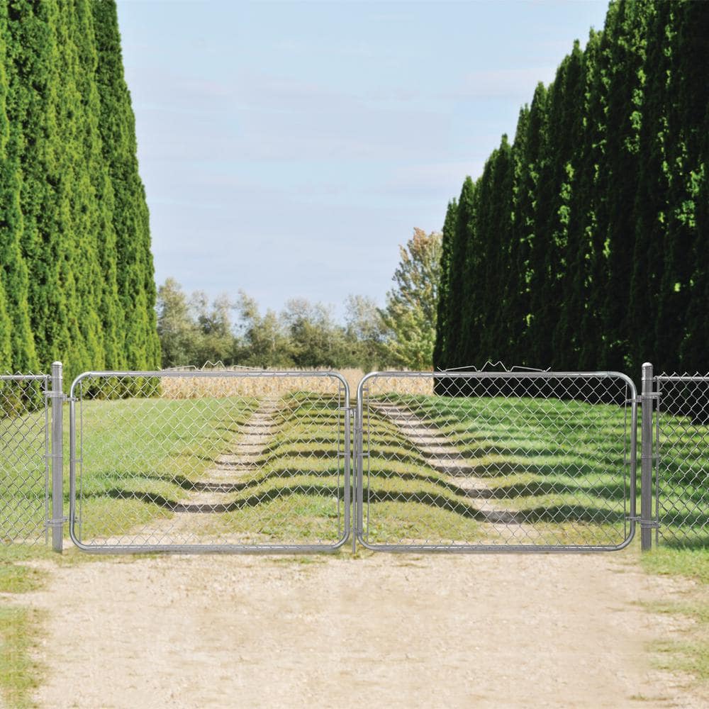 Everbilt 10 ft. W x 4 ft. H Galvanized Steel Drive Fence Gate 328402EB Everbilt 10 ft. W x 4 ft. H Galvanized Steel Drive Fence Gate 328402EB