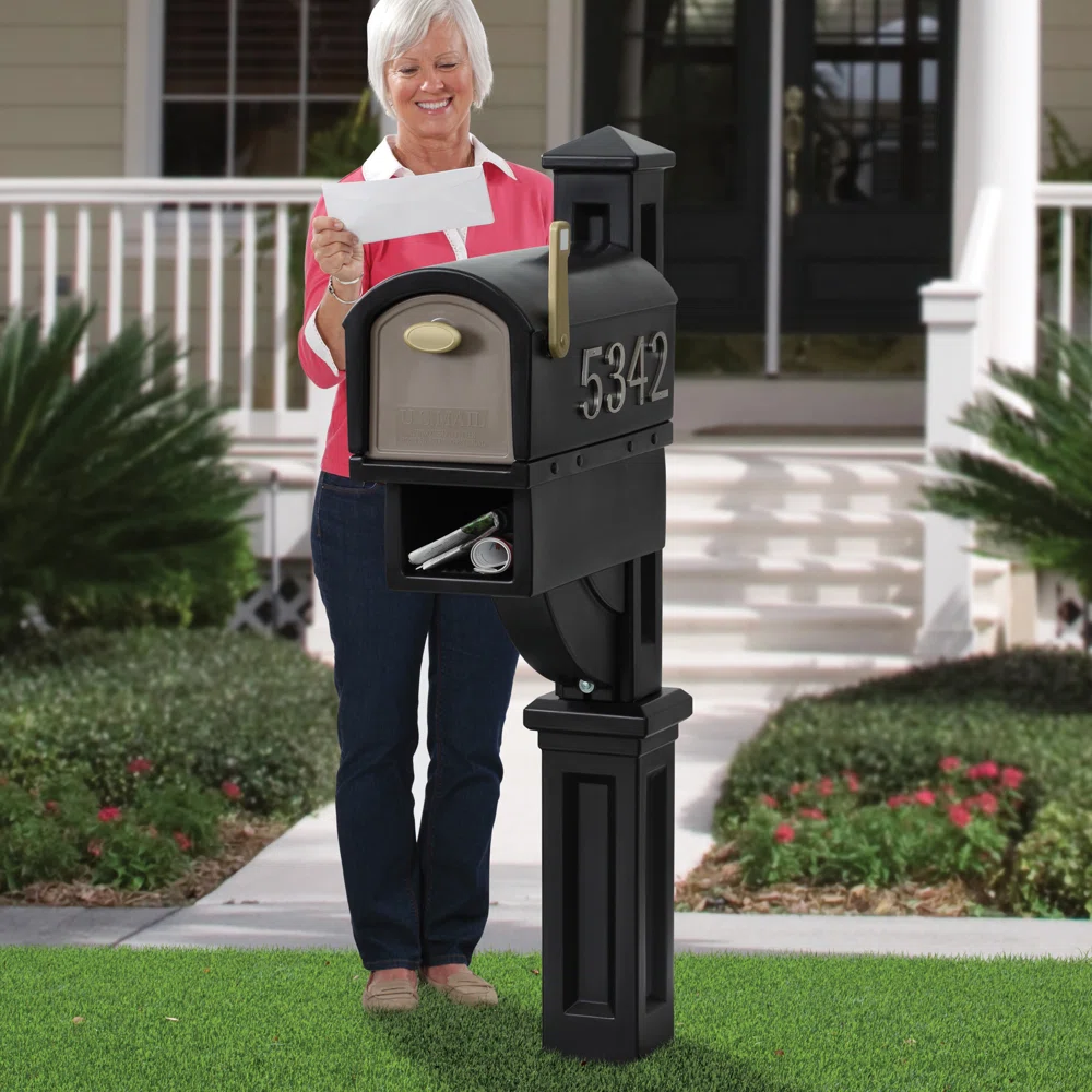 Step2 MailMaster Hudson Post Mounted Mailbox Step2 MailMaster Hudson Post Mounted Mailbox - Image 2