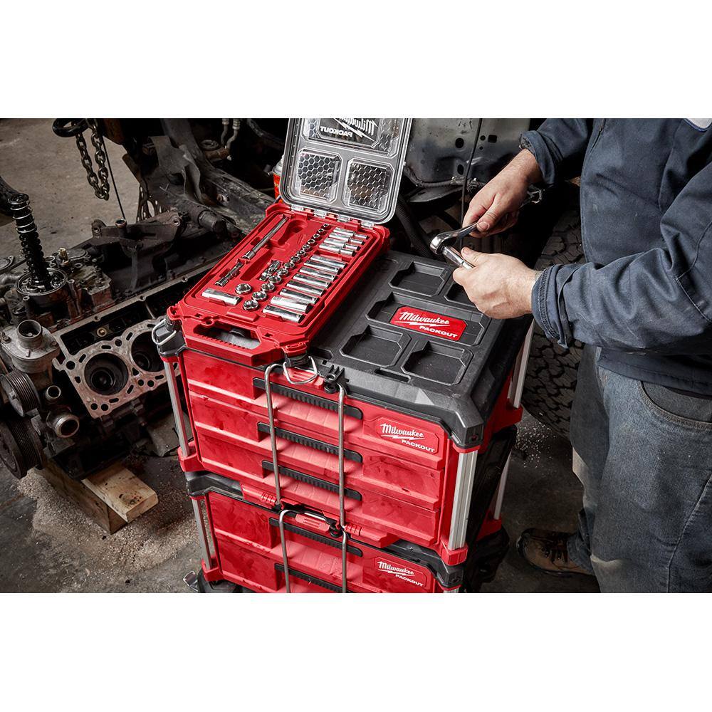 Milwaukee 3/8 in. Drive SAE Ratchet and Socket Mechanics Tool Set with Packout Case and Packout Mounting Plate (29-Piece) Milwaukee 3/8 in. Drive SAE Ratchet and Socket Mechanics Tool Set with Packout Case and Packout Mounting Plate (29-Piece) - Image 5