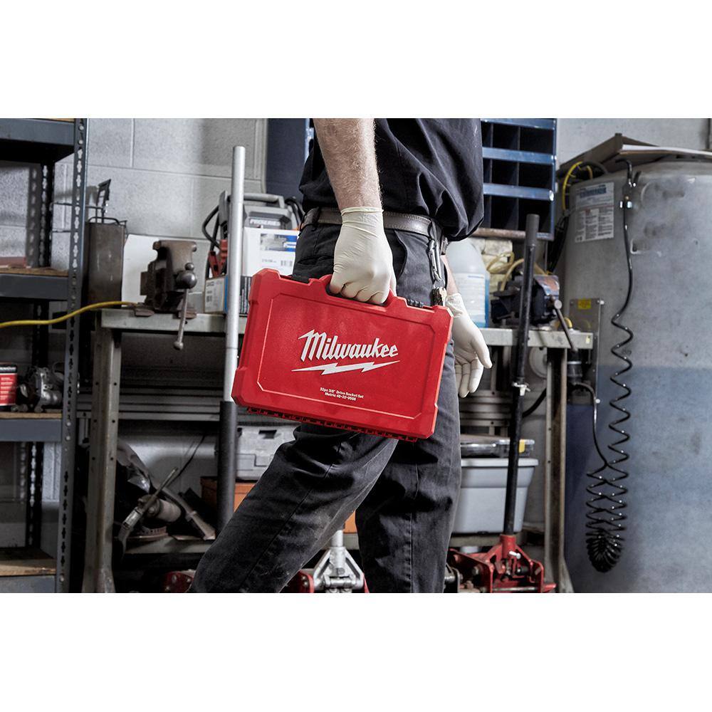 Milwaukee 3/8 in. Drive Metric Ratchet and Socket Mechanics Tool Set with Screwdriver Set (42-Piece) Milwaukee 3/8 in. Drive Metric Ratchet and Socket Mechanics Tool Set with Screwdriver Set (42-Piece) - Image 3