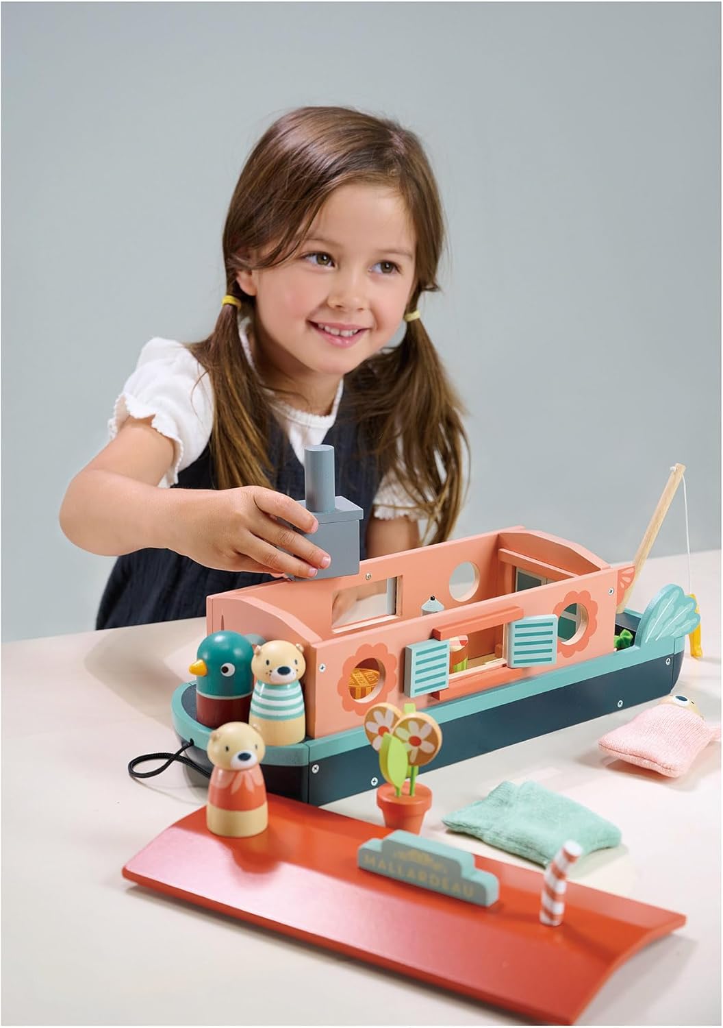 Tender Leaf Toys - Little Otter Canal Boat - 23 Pcs Furnished Wooden Boat Toy Tender Leaf Toys - Little Otter Canal Boat - 23 Pcs Furnished Wooden Boat Toy with Removeable Roof and Animal Figures - Gender-Neutral Open-Ended Play Set for Story Telling - Age 3 +