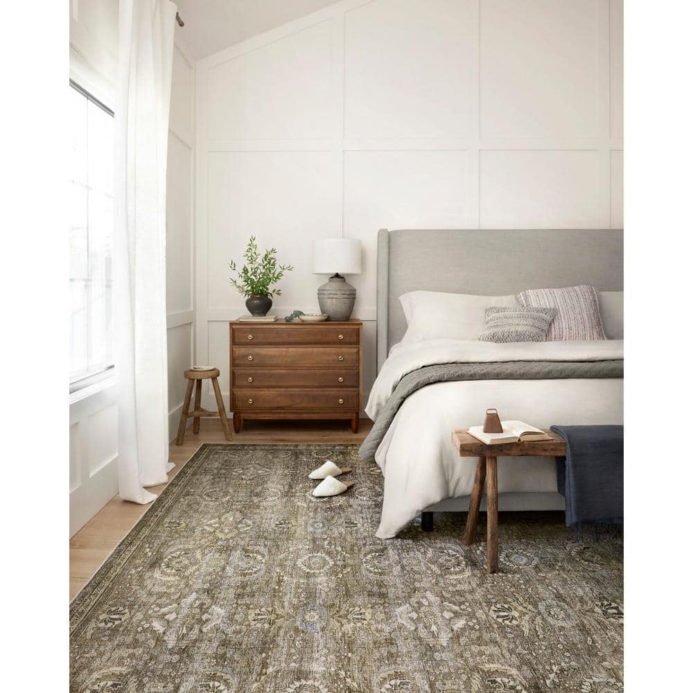 LOLOI II Layla Antique/Moss 9 ft. x 12 ft. Distressed Oriental Printed Area Rug LAYLLAY-13ANMO90C0