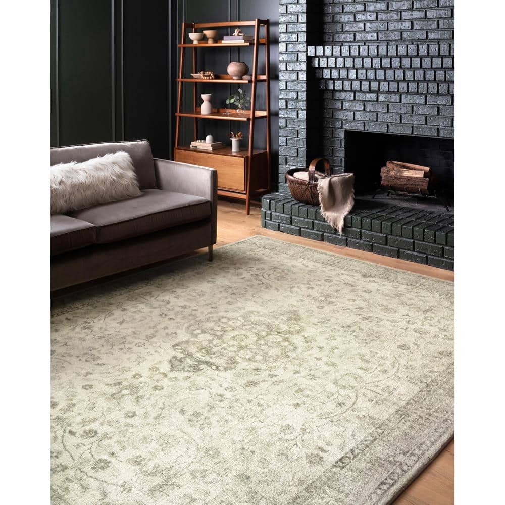 LOLOI II Rosette Ivory/Silver 7 ft. 6 in. x 9 ft. 6 in. Shabby-Chic Plush Cloud Pile Area Rug ROSTROS-02IVSI7696