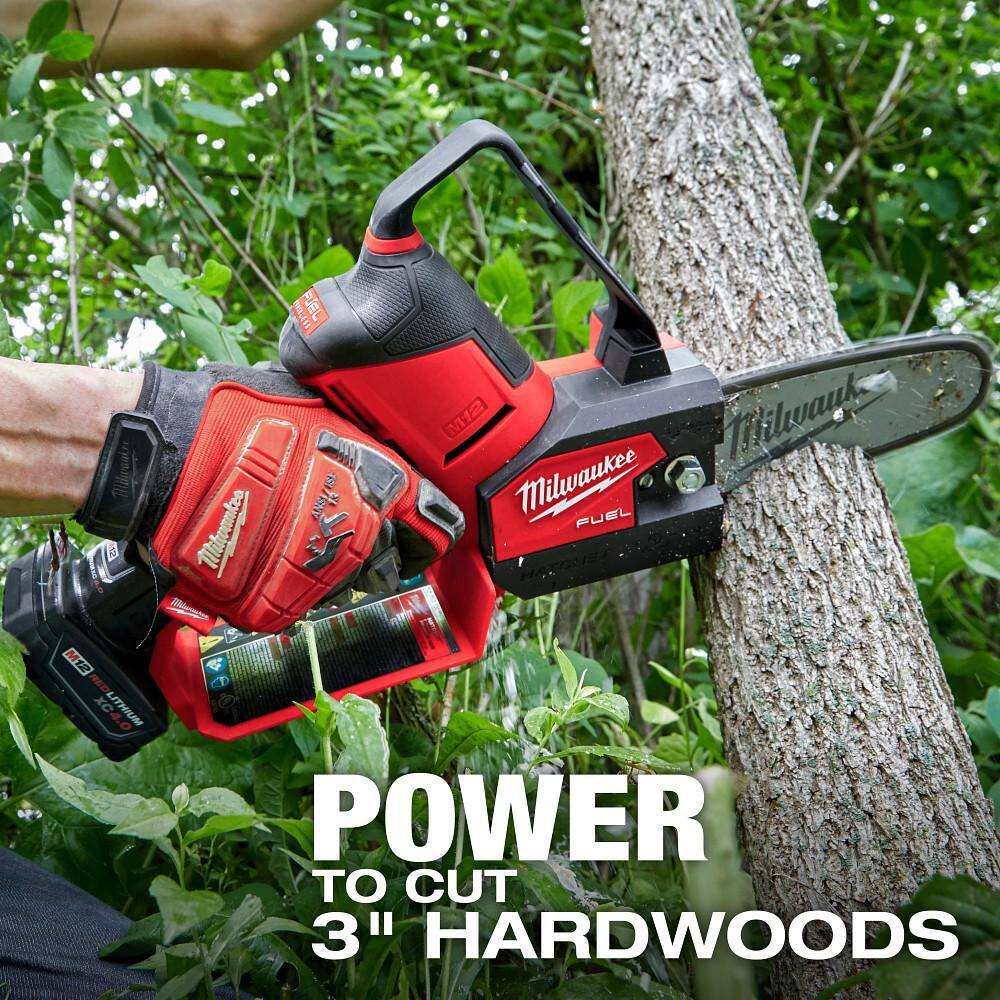 Milwaukee M12 FUEL 6 in. 12V Lithium-Ion Brushless Electric Cordless Pole Saw Pruning Saw HATCHET with M12 6.0 Ah Battery Milwaukee M12 FUEL 6 in. 12V Lithium-Ion Brushless Electric Cordless Pole Saw Pruning Saw HATCHET with M12 6.0 Ah Battery - Image 8